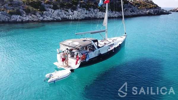 Oceanis 48 - Yacht Charter Sailica