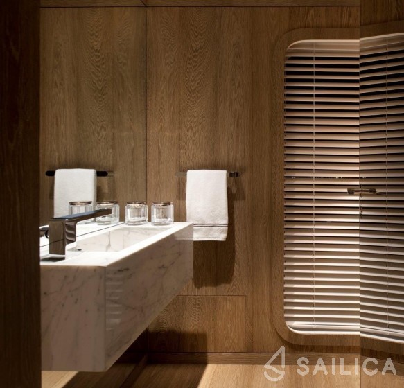 CBM 154 - Yacht Charter Sailica