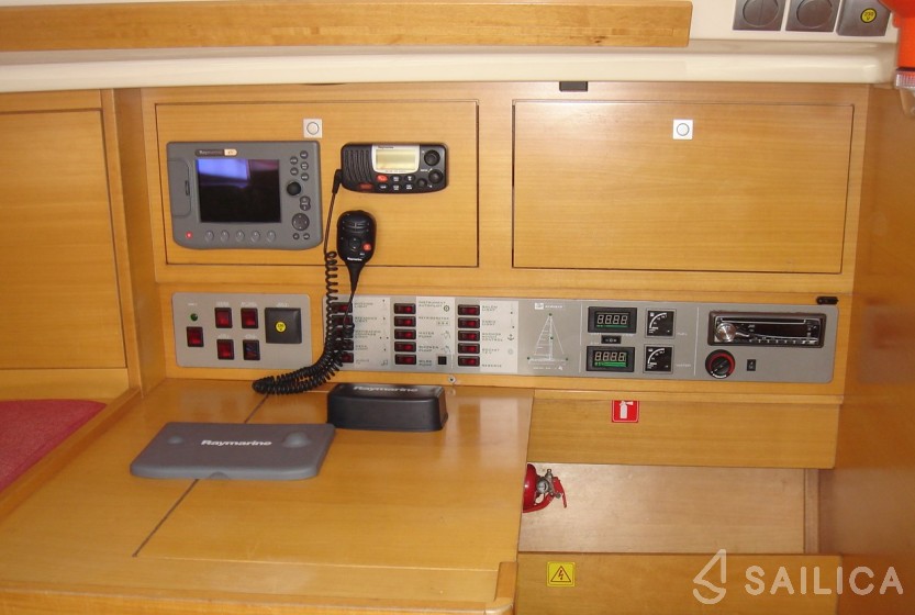 Elan 340 - Yacht Charter Sailica