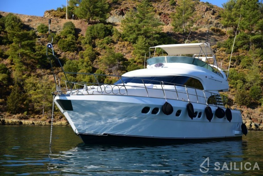 Motoryacht - Yacht Charter Sailica
