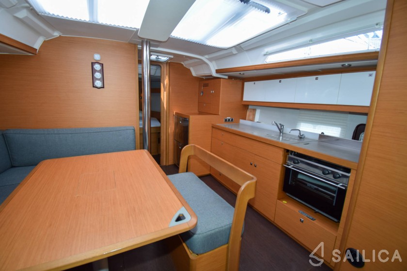 Dufour 430 - Yacht Charter Sailica