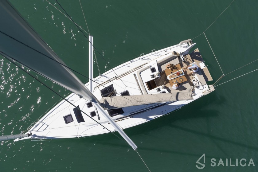 Dufour 43 - Yacht Charter Sailica