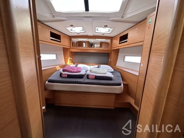 Dufour 470 - Yacht Charter Sailica