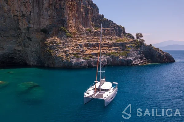Excess 11 - Yacht Charter Sailica