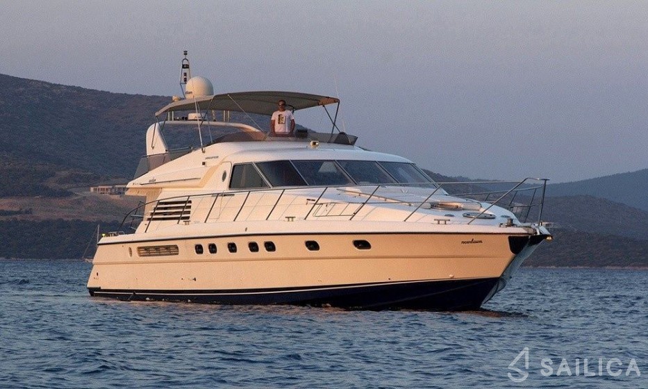 Fairline Squadron 65 - Yacht Charter Sailica