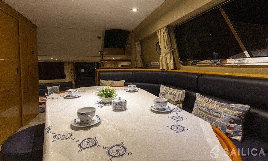 Fairline Squadron 65 - Yacht Charter Sailica