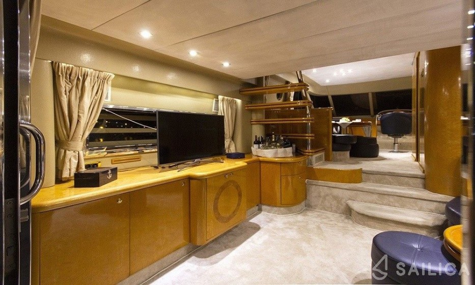 Fairline Squadron 65 - Yacht Charter Sailica