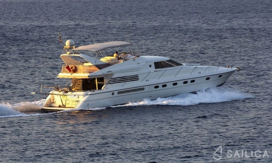 Fairline Squadron 65 - Yacht Charter Sailica