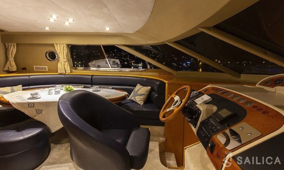 Fairline Squadron 65 - Yacht Charter Sailica