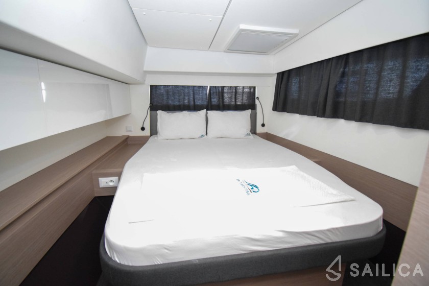 Elba 45 - Yacht Charter Sailica