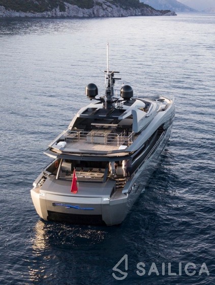 FX Yachts 38 - Yacht Charter Sailica