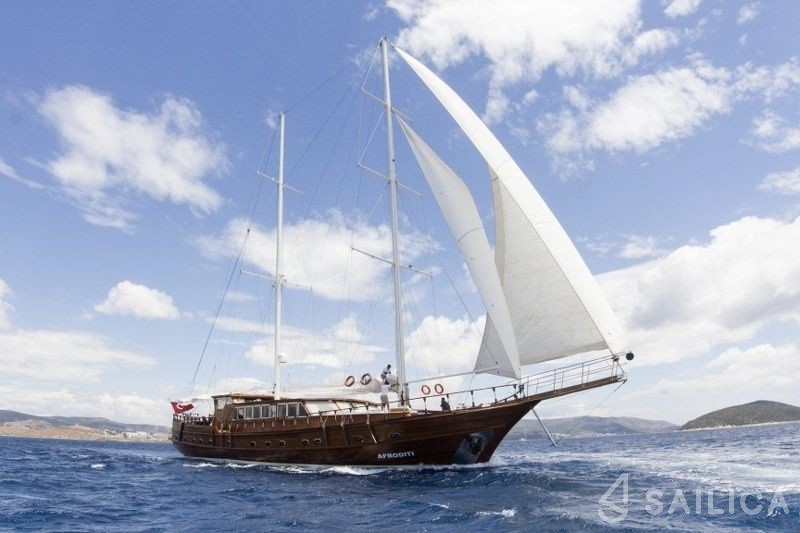 Gulet - Yacht Charter Sailica