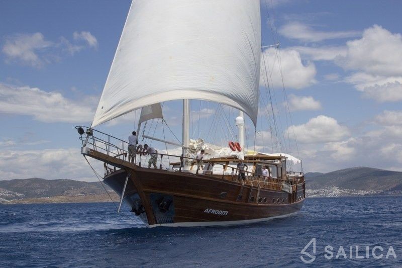 Gulet - Yacht Charter Sailica