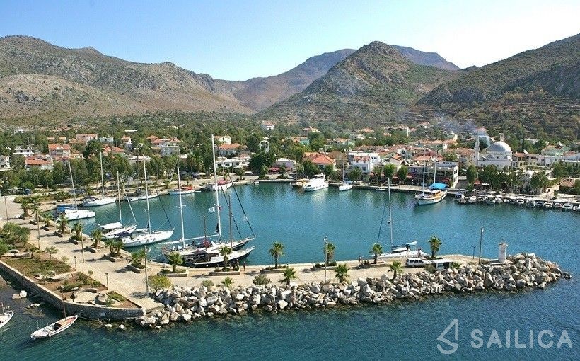 Gulet - Yacht Charter Sailica