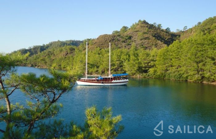 Gulet - Yacht Charter Sailica