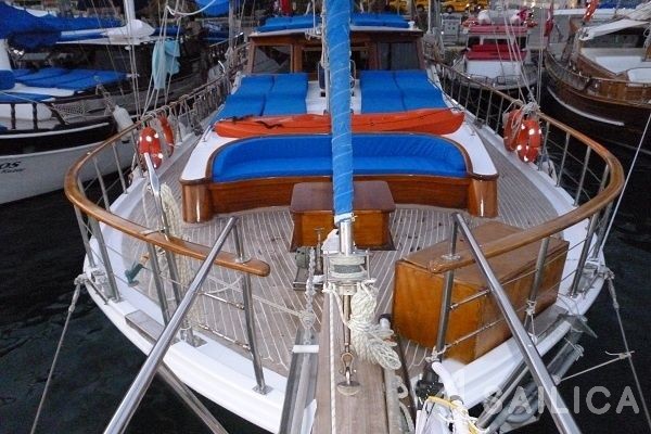 Gulet - Yacht Charter Sailica