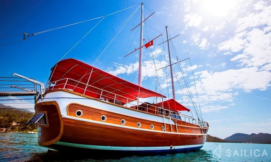Gulet - Yacht Charter Sailica