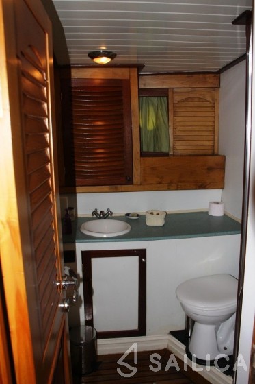 Gulet - Yacht Charter Sailica