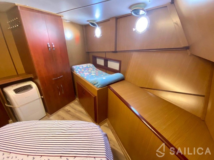 Gulet - Yacht Charter Sailica
