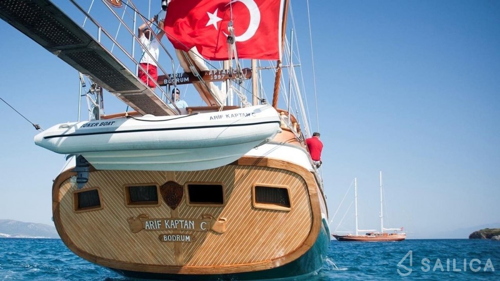Gulet - Yacht Charter Sailica