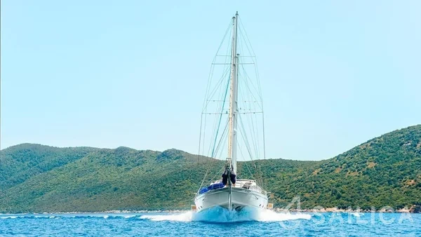 Gulet - Yacht Charter Sailica