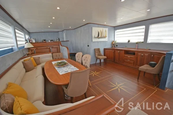 Gulet - Yacht Charter Sailica