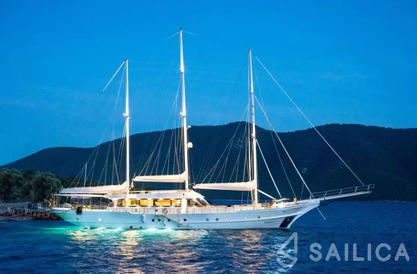 Gulet - Yacht Charter Sailica