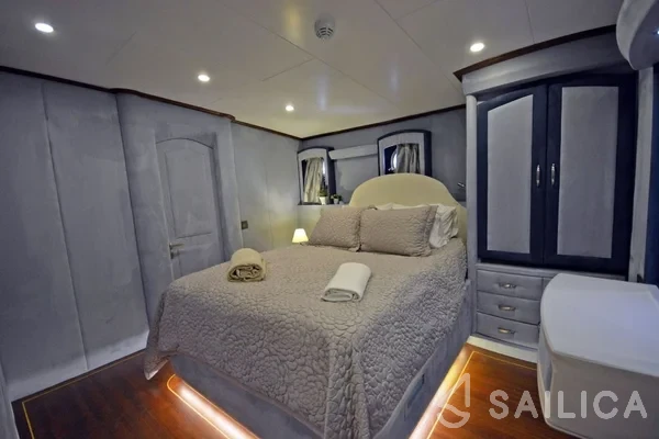 Gulet - Yacht Charter Sailica