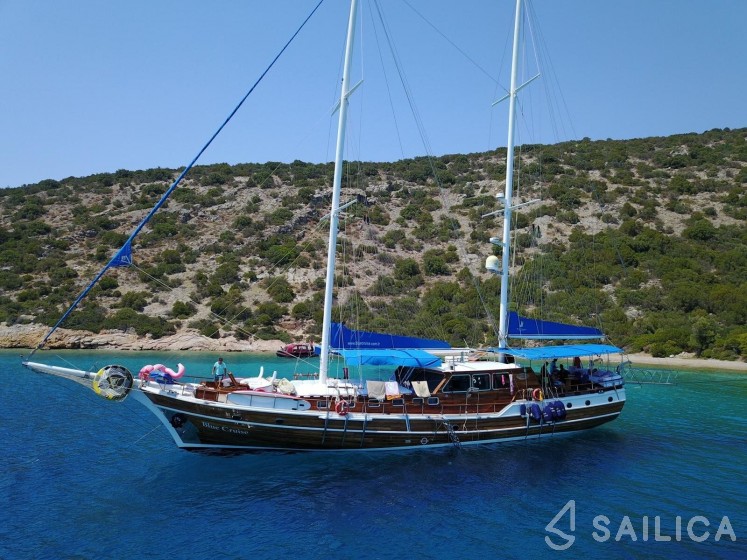 Gulet - Yacht Charter Sailica