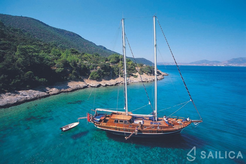 Gulet - Yacht Charter Sailica