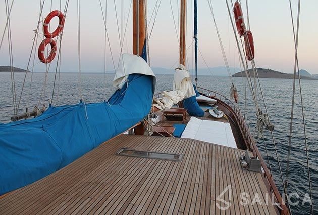 Gulet - Yacht Charter Sailica