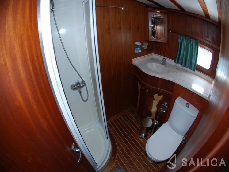 Gulet - Yacht Charter Sailica