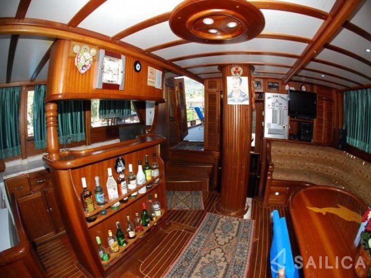 Gulet - Yacht Charter Sailica