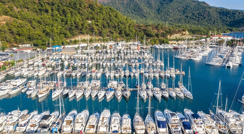 Gulet - Yacht Charter Sailica