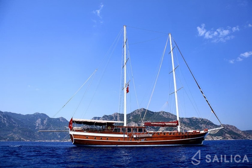 Gulet - Yacht Charter Sailica