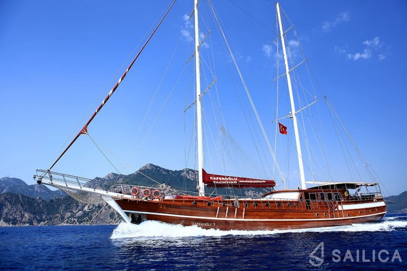 Gulet - Yacht Charter Sailica