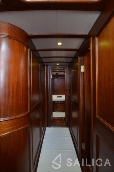 Gulet - Yacht Charter Sailica
