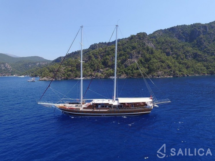 Gulet - Yacht Charter Sailica
