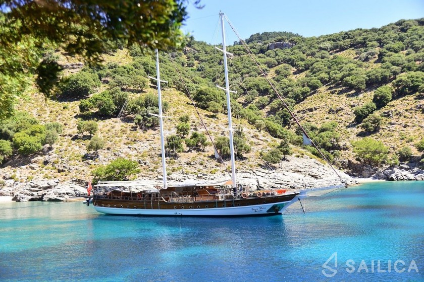 Gulet - Yacht Charter Sailica