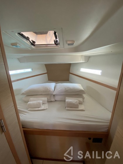 More 40 - Yacht Charter Sailica