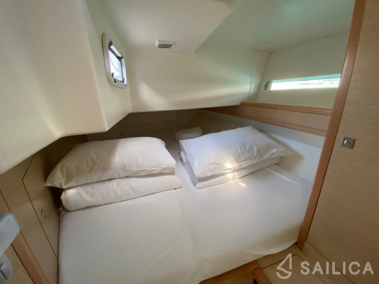 More 40 - Yacht Charter Sailica