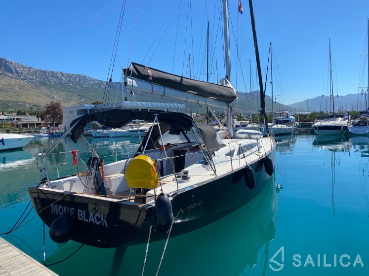 More 40 - Yacht Charter Sailica