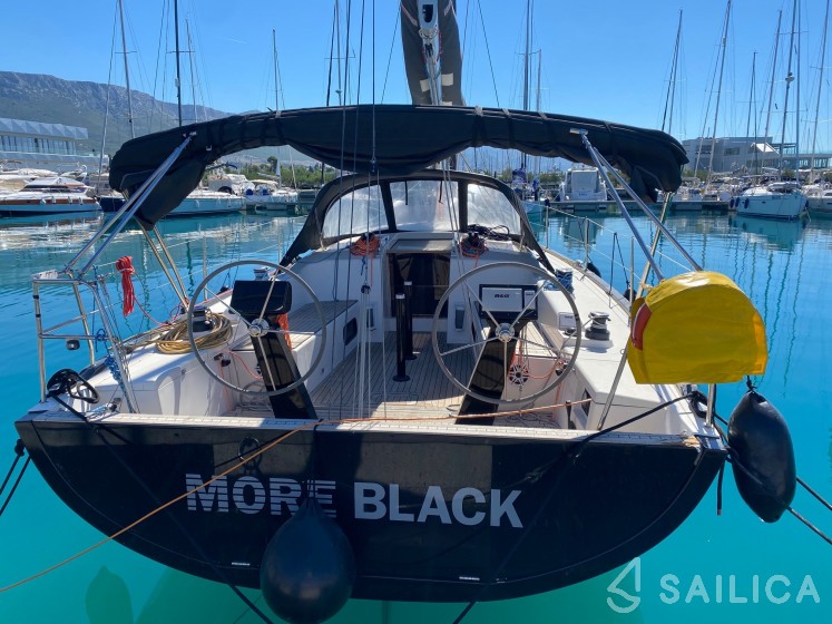 More 40 - Yacht Charter Sailica
