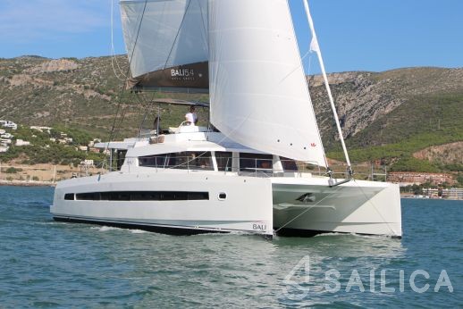 Bali 5.4. - Yacht Charter Sailica
