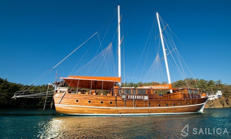 Gulet - Yacht Charter Sailica