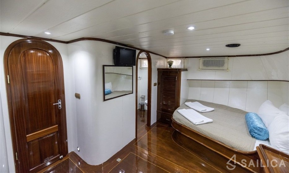 Gulet - Yacht Charter Sailica