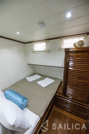 Gulet - Yacht Charter Sailica