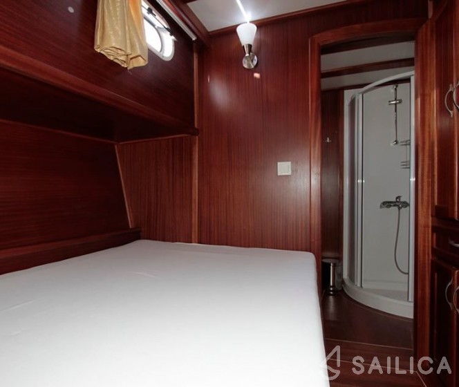 Gulet - Yacht Charter Sailica