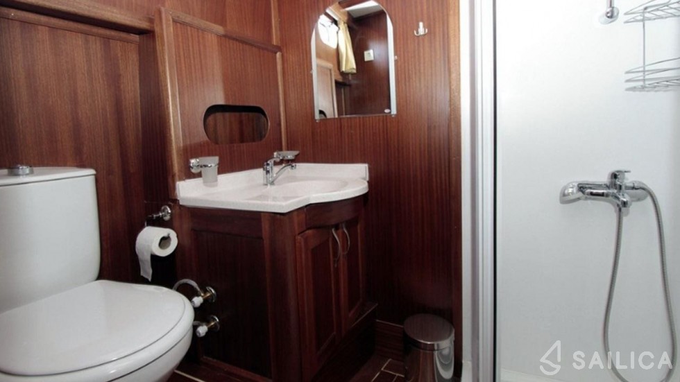 Gulet - Yacht Charter Sailica