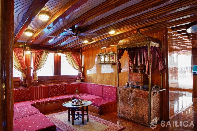Gulet - Yacht Charter Sailica